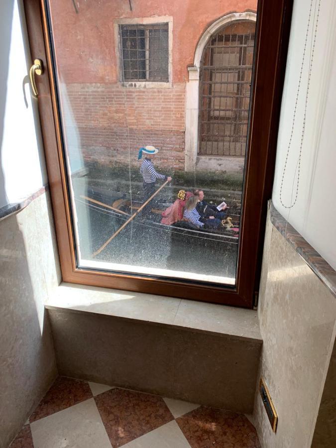 Luxury Apartment In San Marco With Canal View 威尼斯 外观 照片